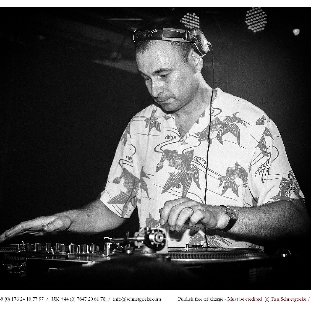 Eclectic Ballroom Presents Andy Smith & Simone Butler