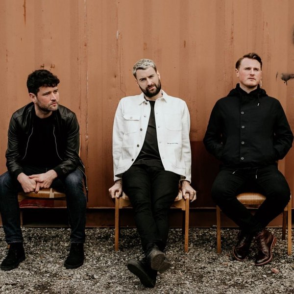 Courteeners + The Lathums | Rochester Castle |