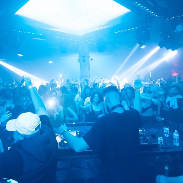 House: Techno X Bass Face - Warehouse Session! 