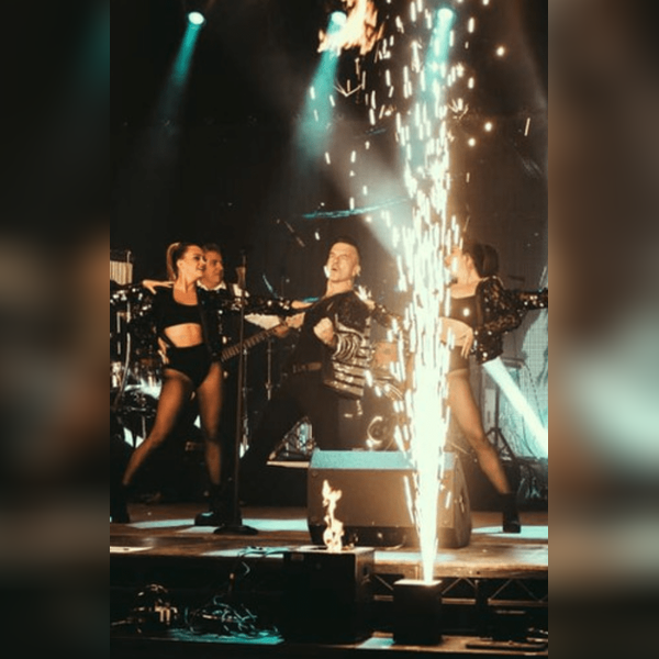 Everything Changes: The Take That & Robbie Williams Story
