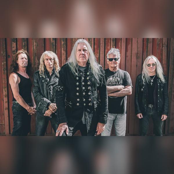 Saxon
