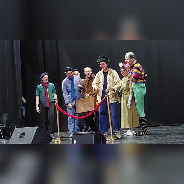 School of Clowns Course