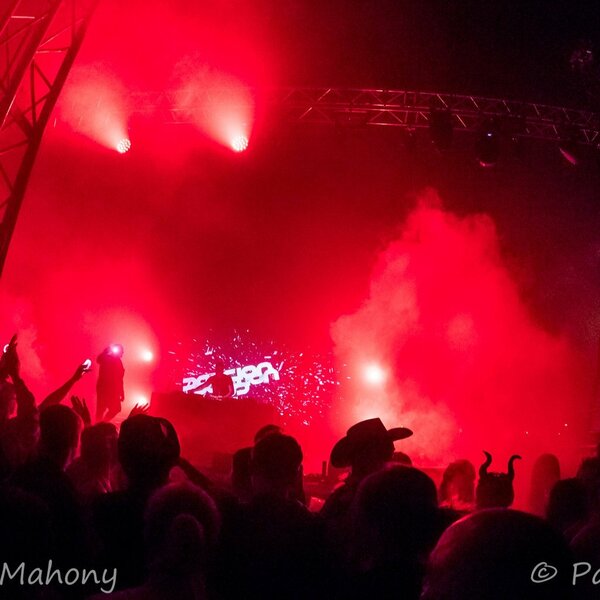 PaSSion & Craig Connelly Present Experience