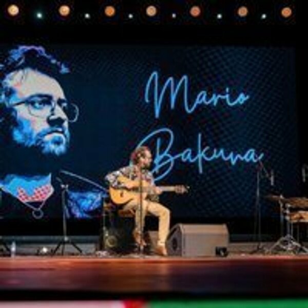 The Sounds of Bossa Nova With Mario Bakuna