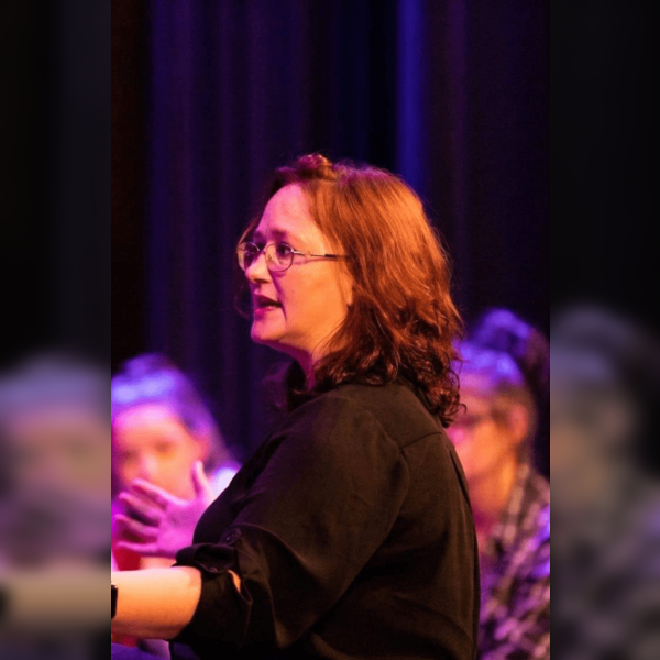 Creating a Chorus that Counts - A drama workshop with Sarah Osborne