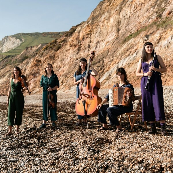 Hedera - Folkeast In The City