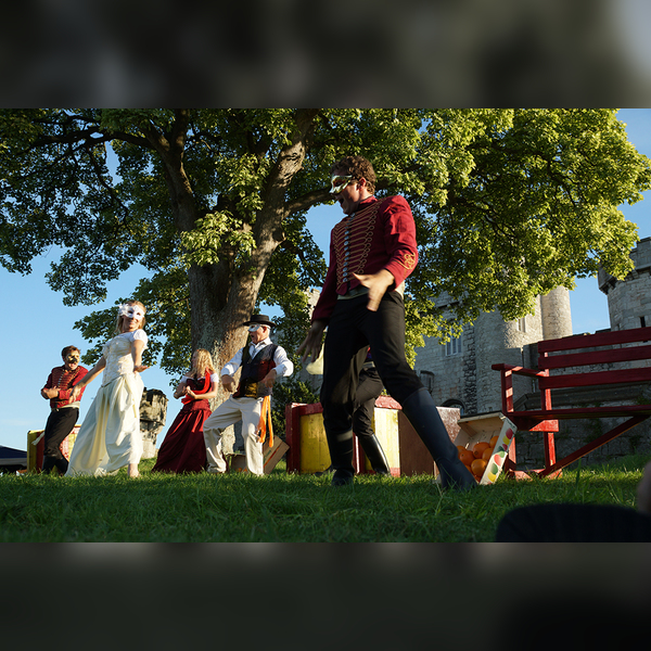 'As You Like It' - Outdoor Theatre at Castle Fraser with Folksy Theatre Company