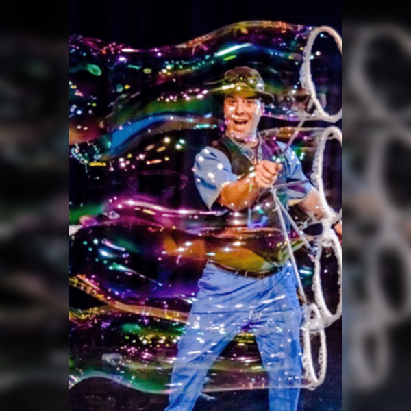 The Highland Joker presents The Bubble Show 2 - More Bubbles