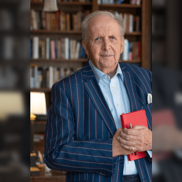 In Conversation with Sir Alexander McCall Smith
