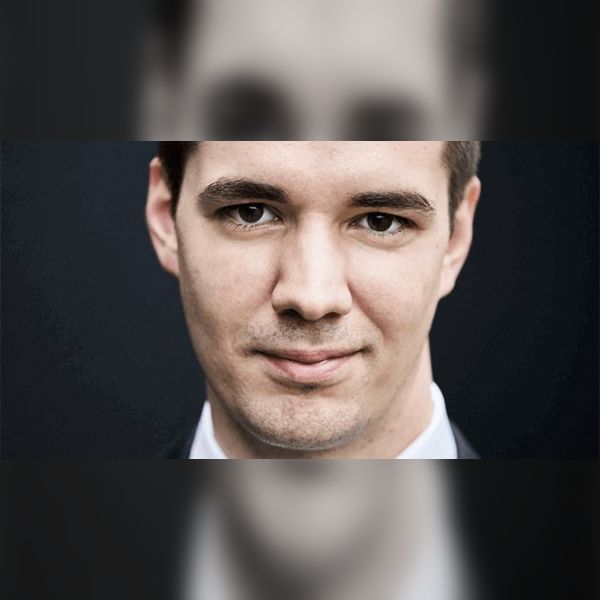 DANIEL LEBHARDT - piano