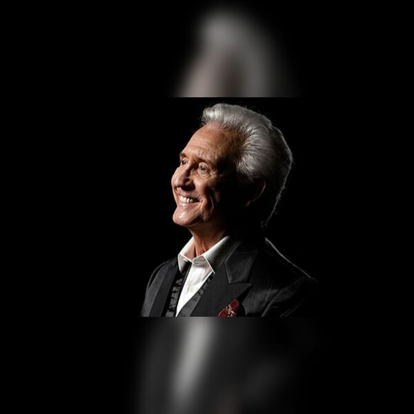 Tony Christie : Up Close & Unplugged Farewell Tour