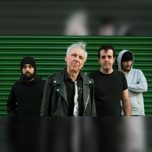 TV Smith & the Bored Teenagers + Fractured