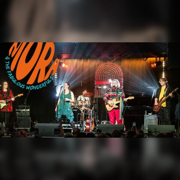 Mora and the Fabulous Wonderful's