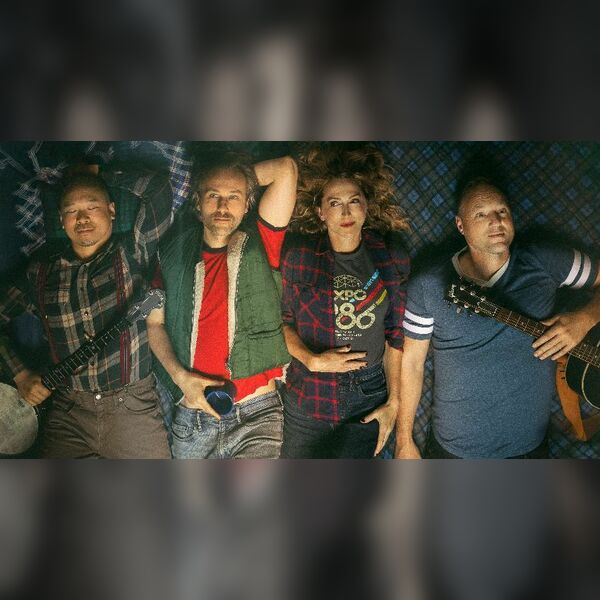 The Fugitives, Alexander's Live