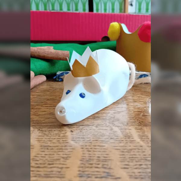Home Education: Time to Prepare the Castle for Christmas - Ages 5