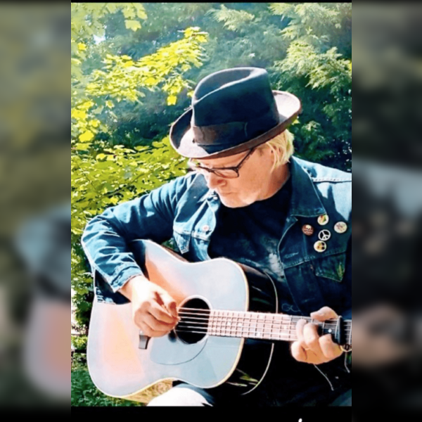 Acoustic Night with Paul McClure