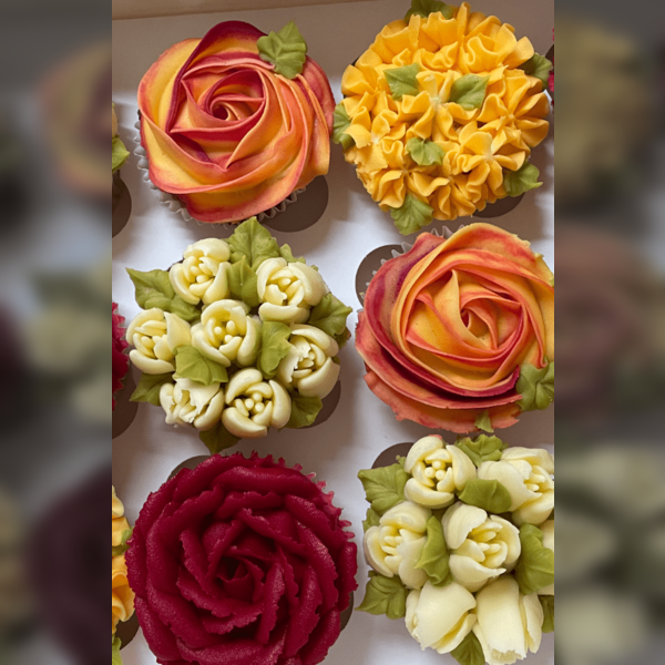 Autumnal cupcake decorating class