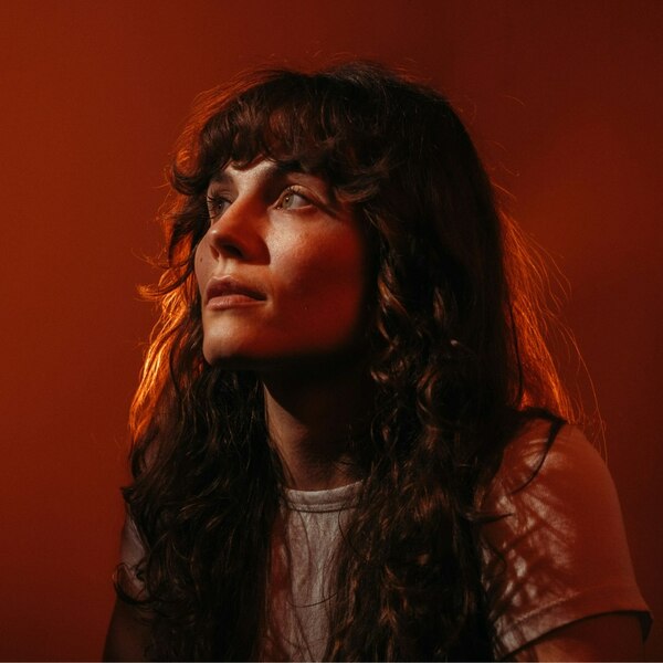 Folk Weekend: Ellie Gowers