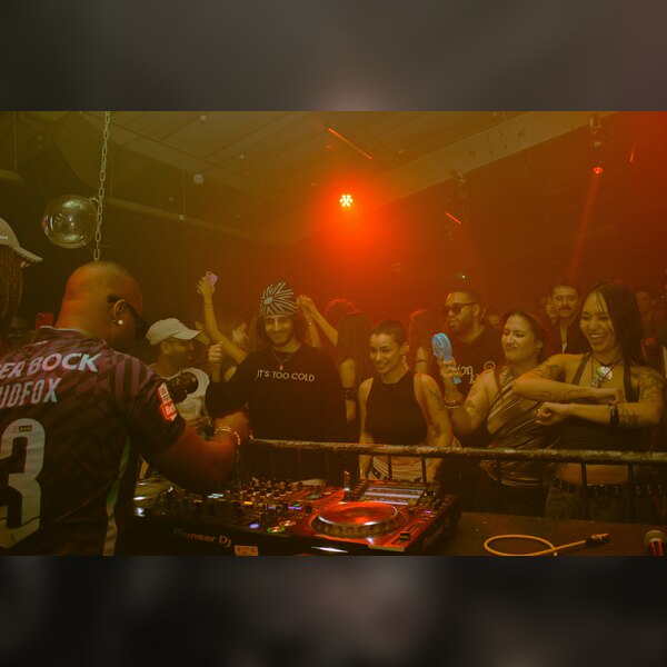 Anyone Can Dance W/love In The Endz