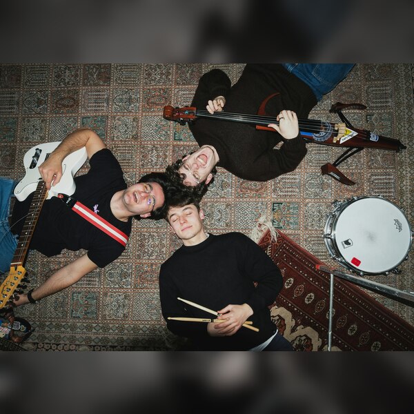 Lava Bow / Big Trousers