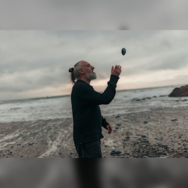 Fink: Live + Signing