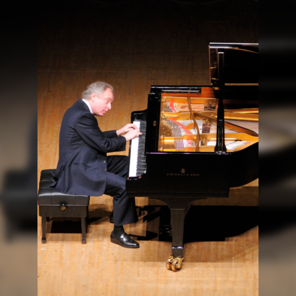 Philharmonia: Mozart & Schubert with Andras Schiff