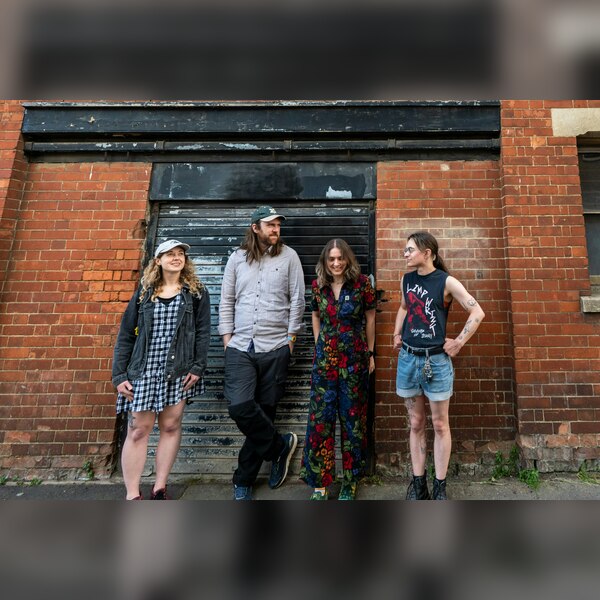 Gihe W/ Junk Whale Plus Special Guests