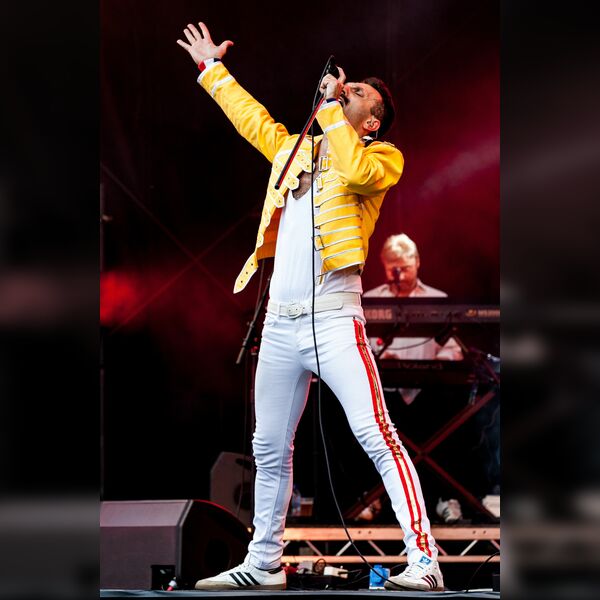 Elton John Tribute at Southampton International Boat Show