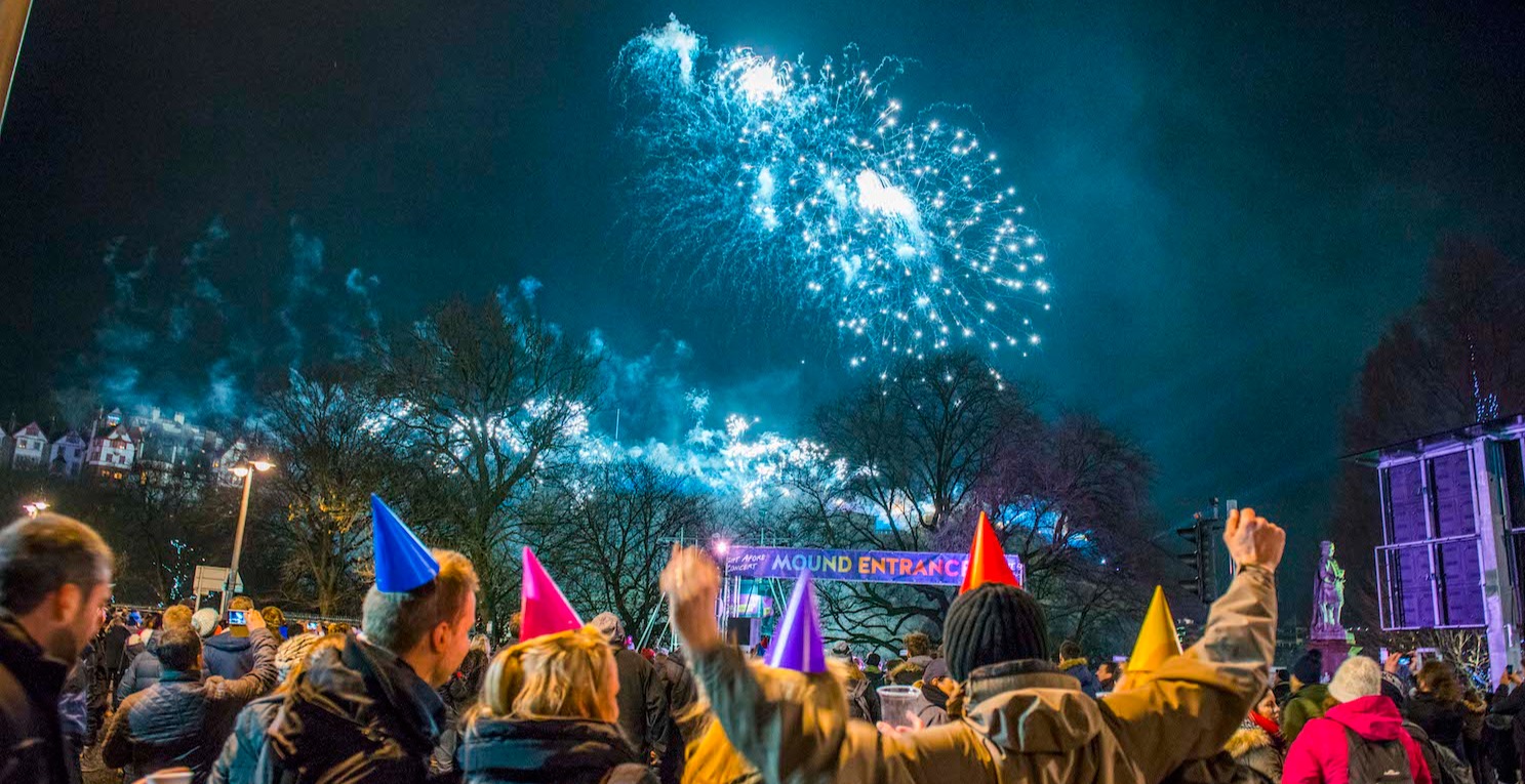 Who is playing Edinburgh Hogmanay 2022?