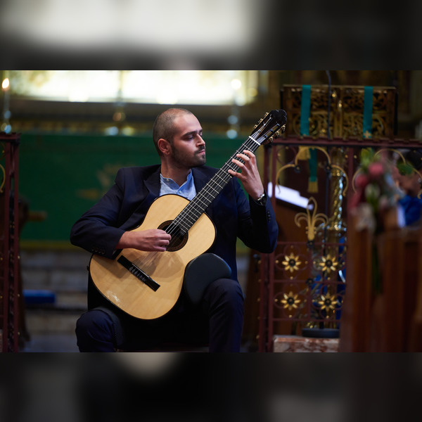 Classical guitar concert: Kia Robeson - 'The 20th Century Guitar'