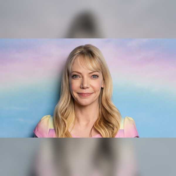 Riki Lindhome: Dead Inside