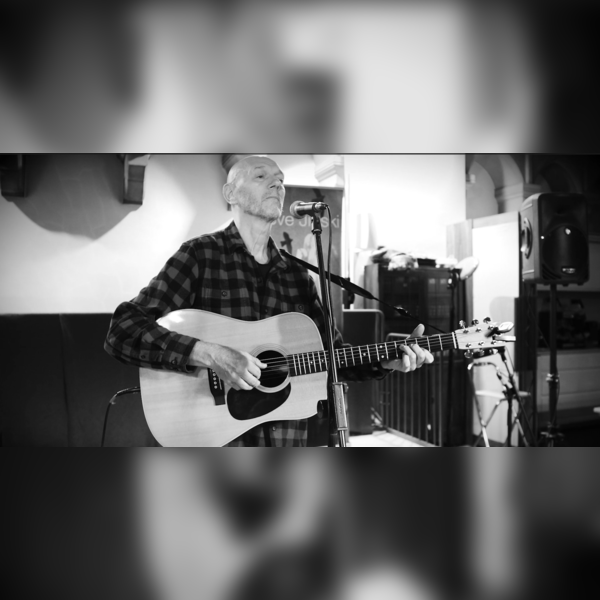 Steve Jinski plays Nairn Community & Arts Centre