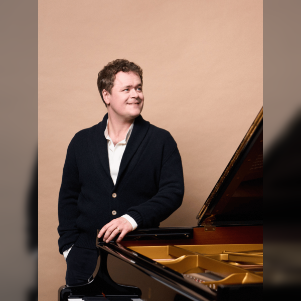 Philharmonia: Santtu & Benjamin Grosvenor in a Strauss Extravaganza
