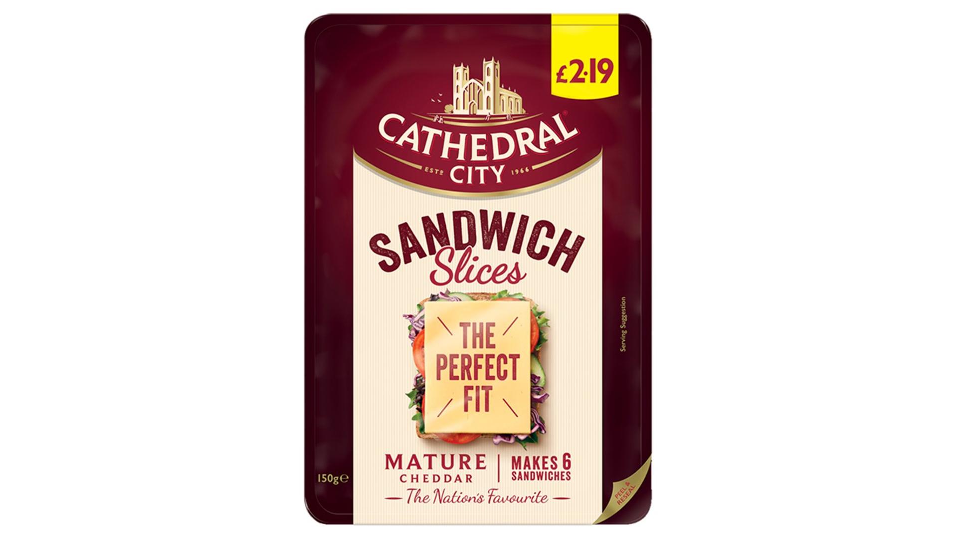CATHEDRAL CITY CHEESE Mature Cheddar Cheese - 200 G