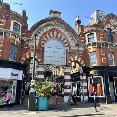 Westbourne Guide - Tourist Information