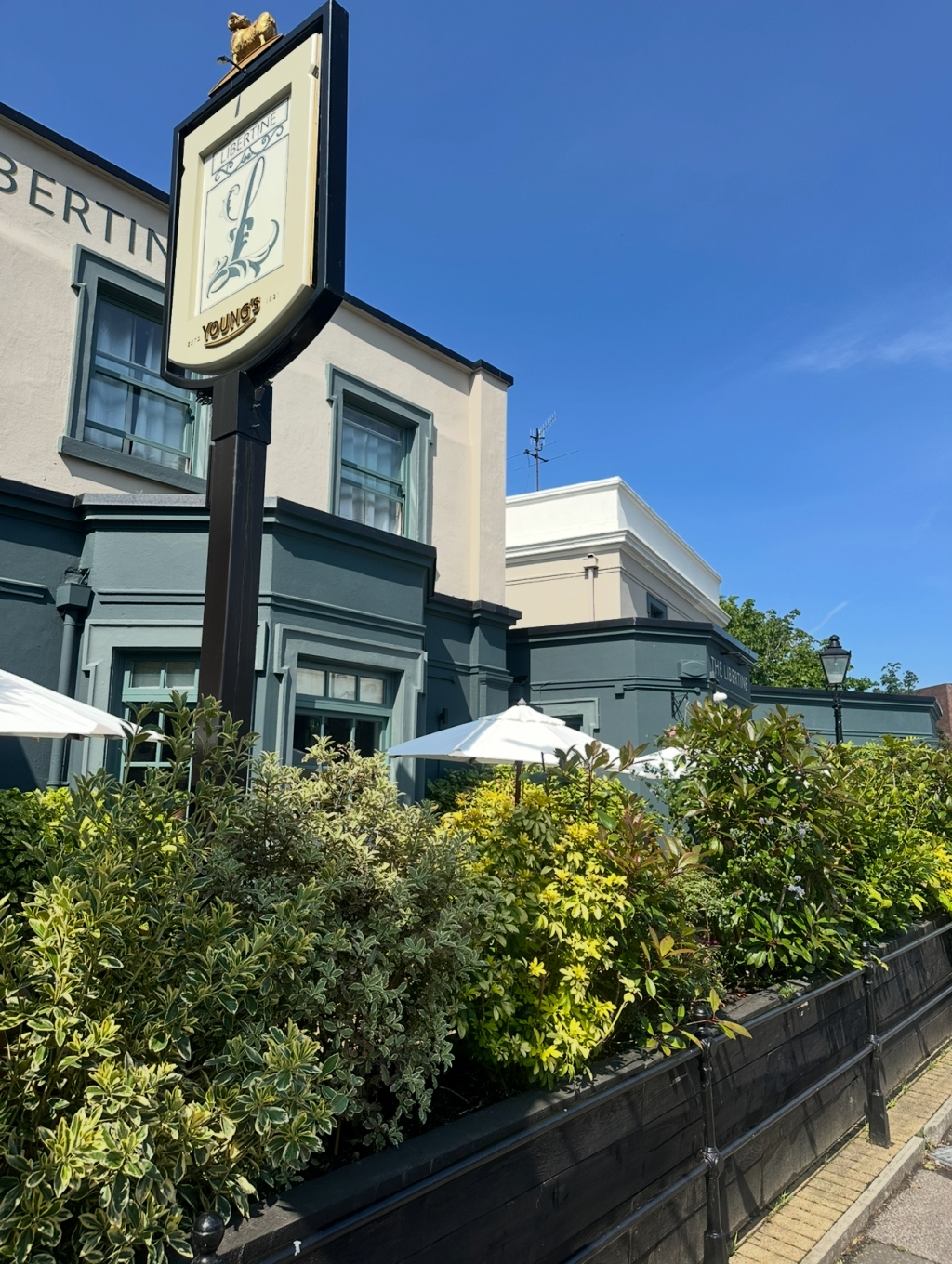 Westbourne Guide - Tourist Information