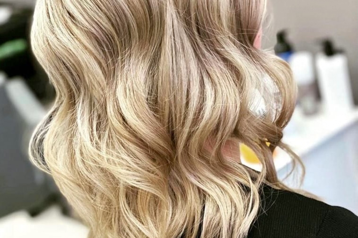 HAIR COLOURING: Highlights, Balayage, and Colour Correction