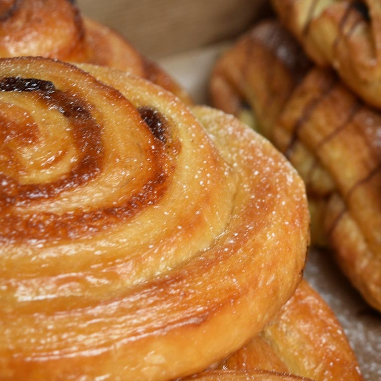 Why Fresh MATTERS: The Difference Between Chain and Independent Bakeries