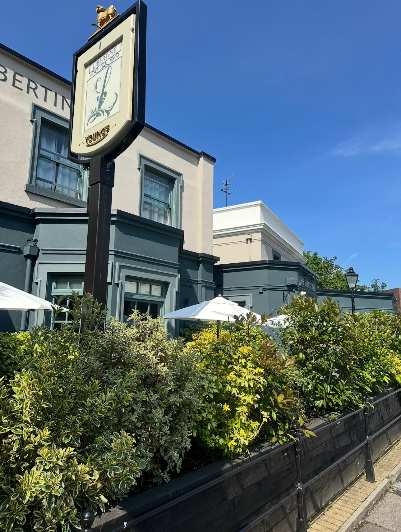 Westbourne Guide - Tourist Information