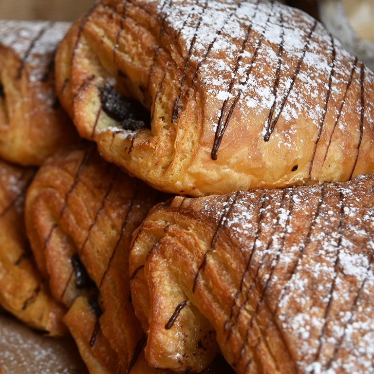 Why Fresh MATTERS: The Difference Between Chain and Independent Bakeries