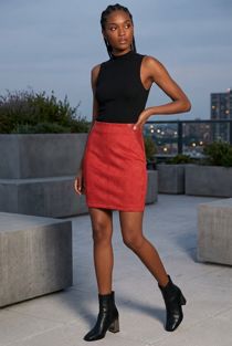 Suede PU Patch Trim Mini Skirt in Red