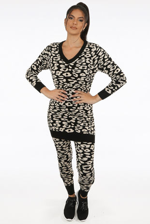  Animal Print Knitted Long Jumper & Trouser Co-Ords