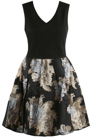 Black Sleeveless Skater Dress