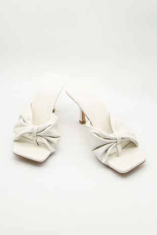 White PU Knot Toe Thong Low Heeled Mules