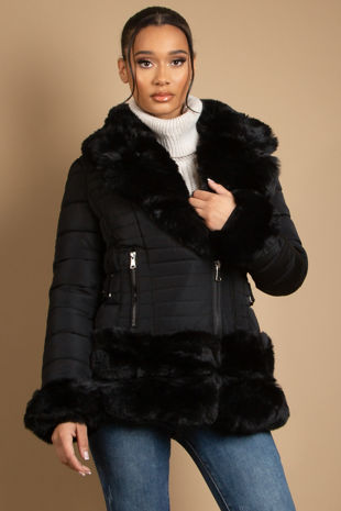 Black Fitted Quilted Puffer Jacket With Faux Fur
