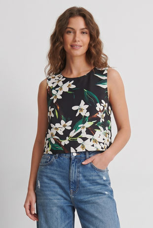 Black Floral Printed Tailored Crop Top