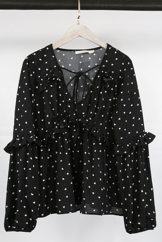 Black Heart Print Blouse