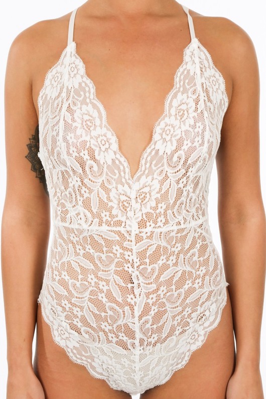 i/127/21291-_Sheer_Lace_Cross_Back_Bodysuit_In_White-3__83229.jpg