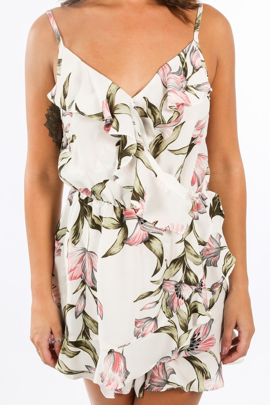 b/741/21786-1-_Floral_Frill_Playsuit_In_White-5__28163.jpg