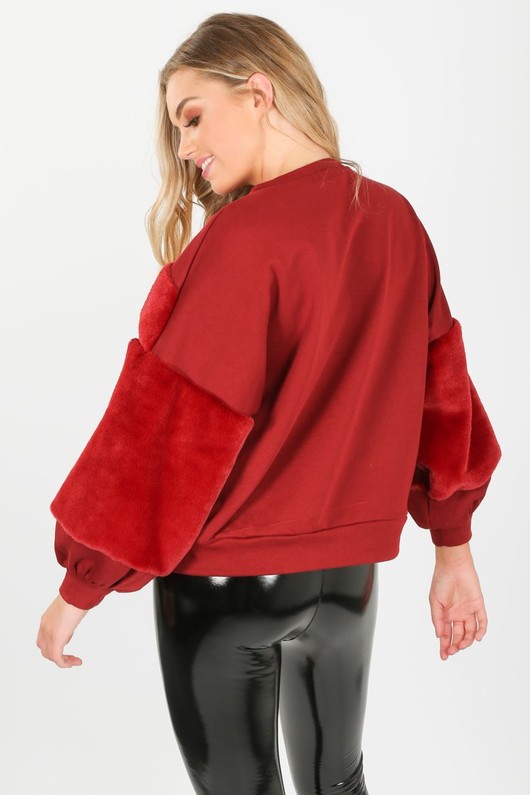 p/215/2206-_Faux_fur_sweatshirt_in_wine-3-min__55608.jpg